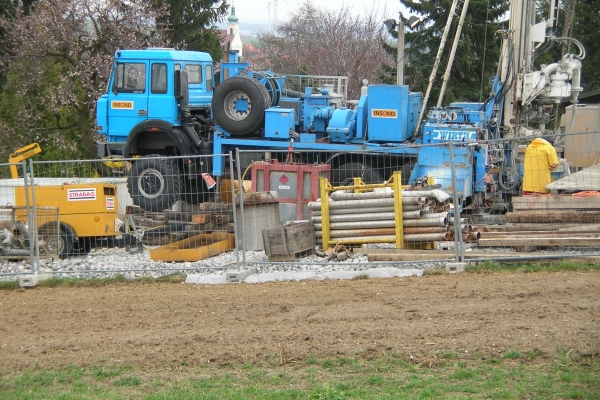 RQ16_Bohranlage_070321.JPG