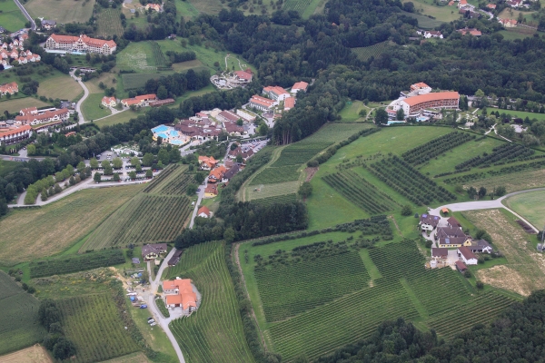 Thermenrundflug035_BadWaltersdorf.JPG